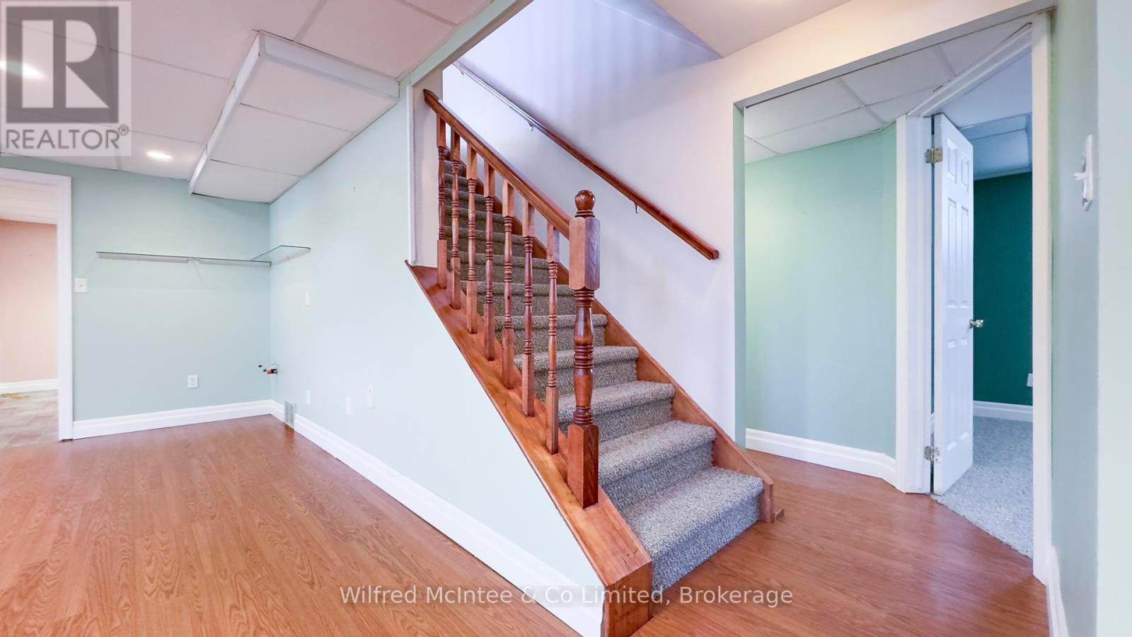 12 Jonathan Crescent, South Bruce, Ontario  N0G 2J0 - Photo 31 - X12374094
