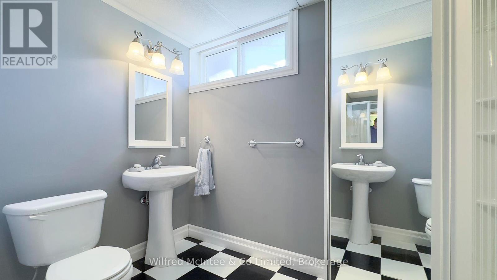 12 Jonathan Crescent, South Bruce, Ontario  N0G 2J0 - Photo 42 - X12374094