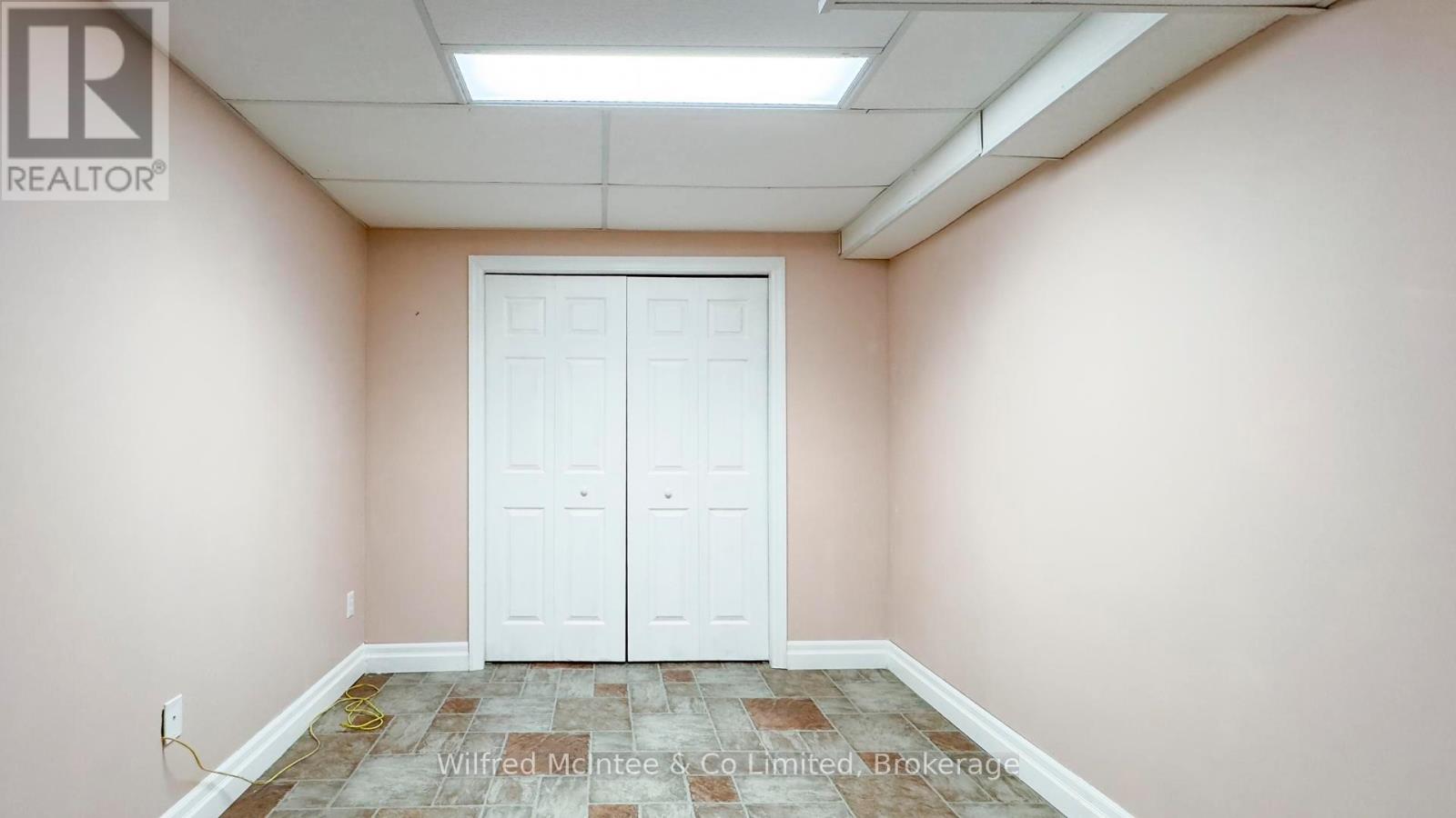 12 Jonathan Crescent, South Bruce, Ontario  N0G 2J0 - Photo 44 - X12374094