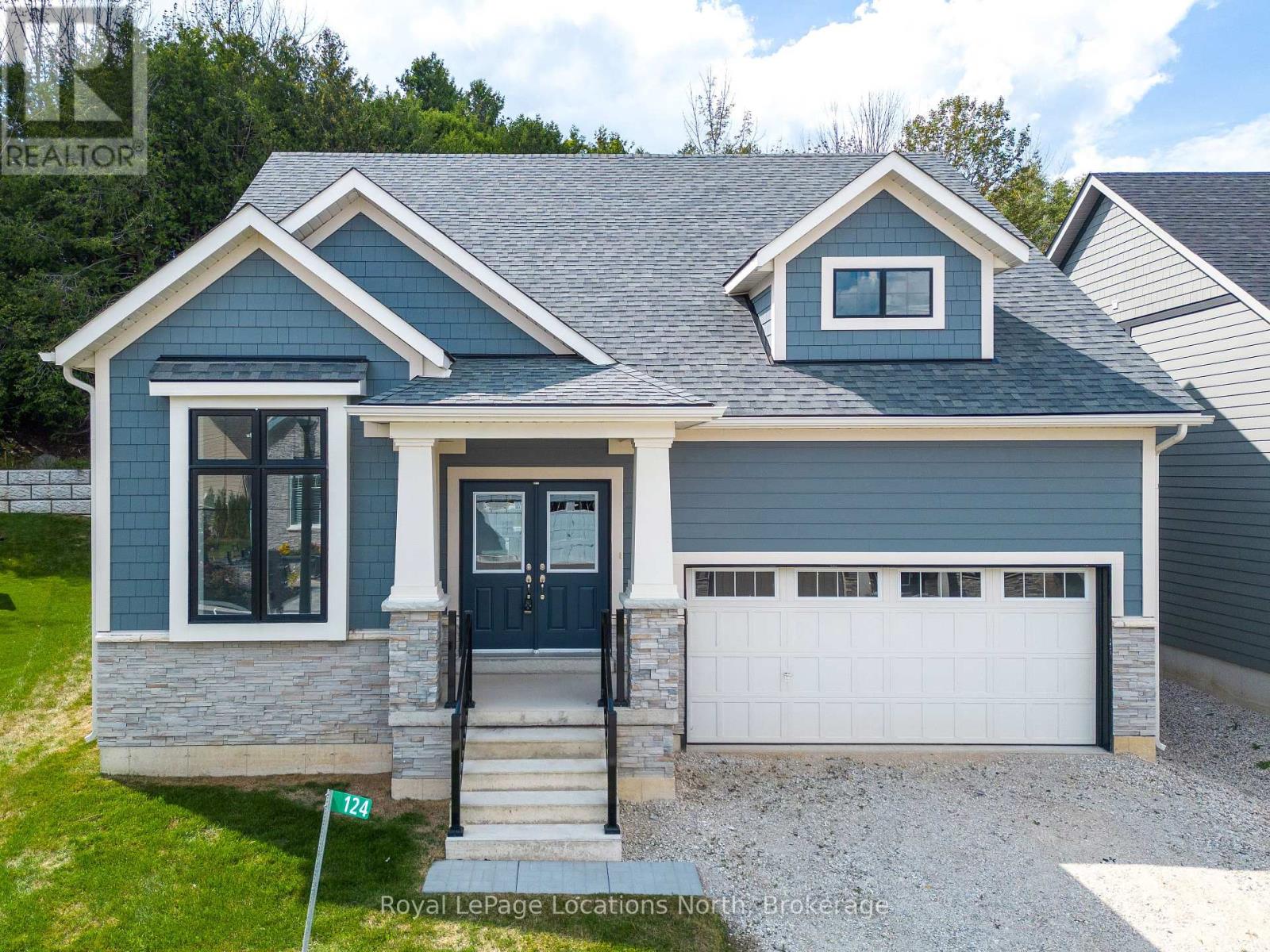 124 Beacon Drive, Blue Mountains, Ontario  N0H 2P0 - Photo 1 - X12374118