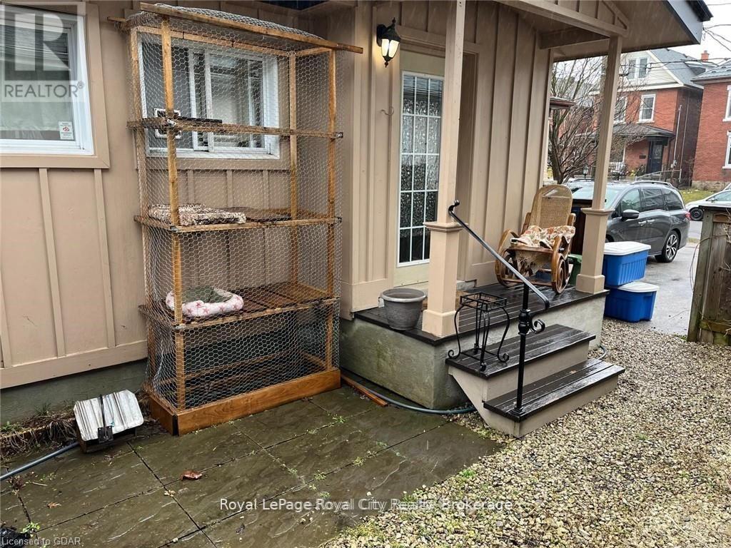 96a Harris Street, Guelph, Ontario  N1E 5T1 - Photo 7 - X12374178