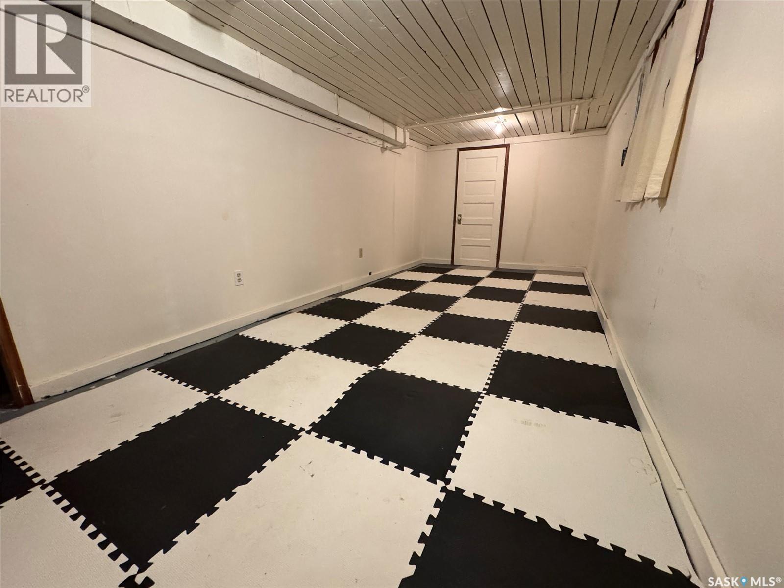 2228 Montague Street, Regina, Saskatchewan  S4T 3K3 - Photo 32 - SK017129