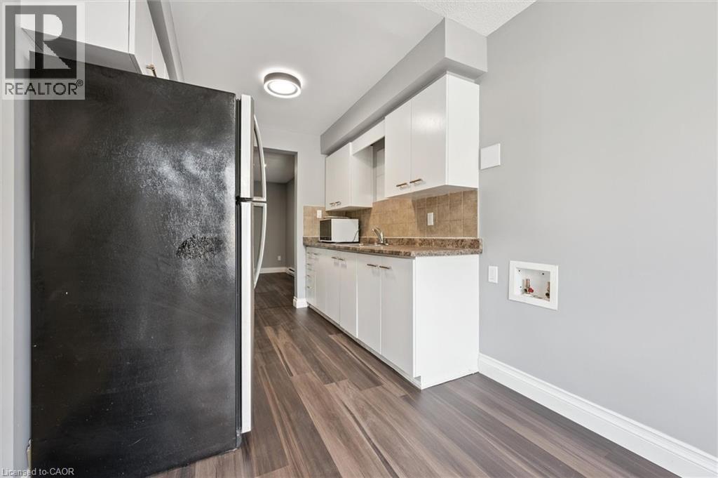 219 Kingswood Drive Unit# 18, Kitchener, Ontario  N2E 3J4 - Photo 12 - 40765109