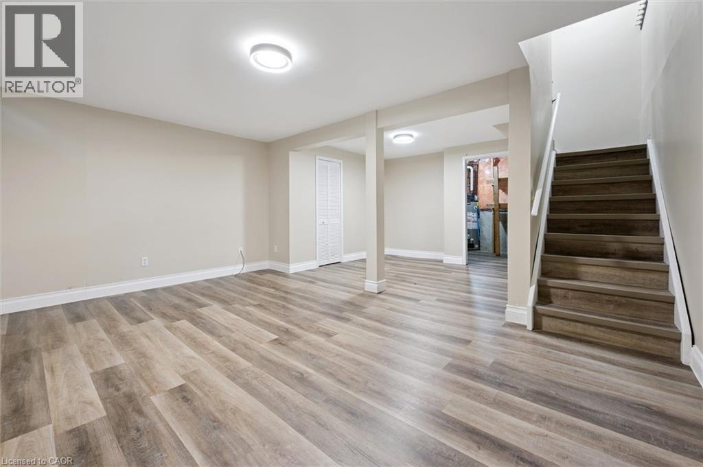 219 Kingswood Drive Unit# 18, Kitchener, Ontario  N2E 3J4 - Photo 29 - 40765109