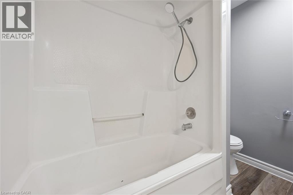 219 Kingswood Drive Unit# 18, Kitchener, Ontario  N2E 3J4 - Photo 21 - 40765109