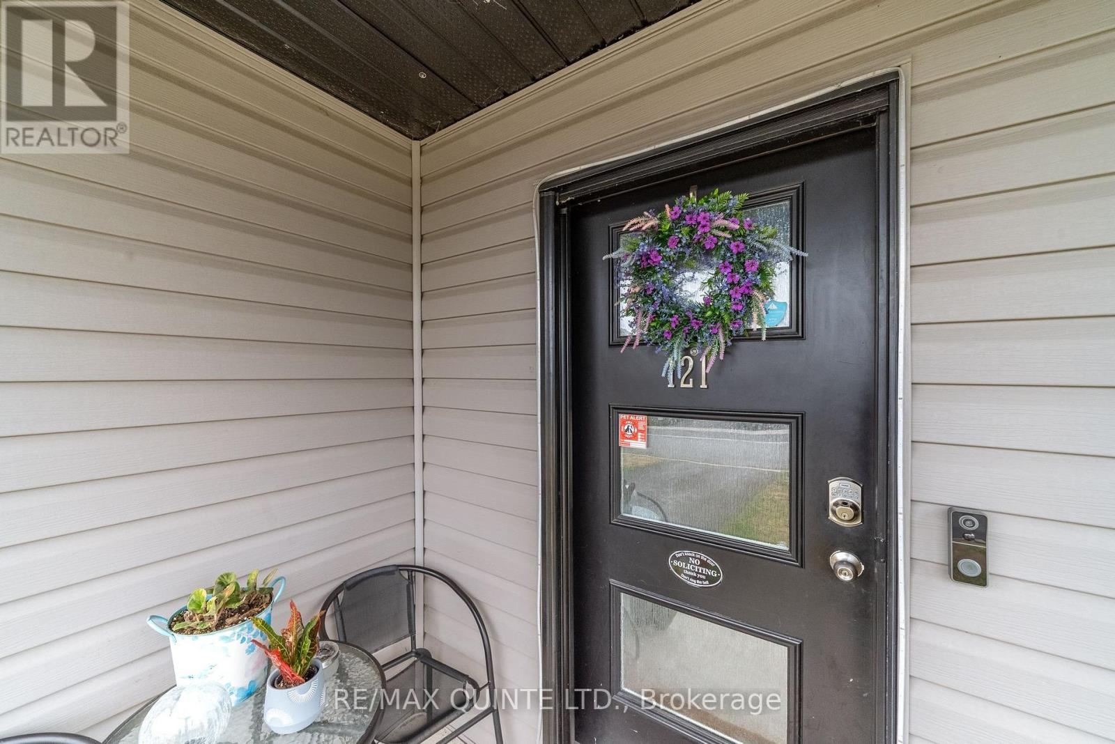 121 Kanvers Way, Greater Napanee, Ontario  K7R 3P9 - Photo 4 - X12374124