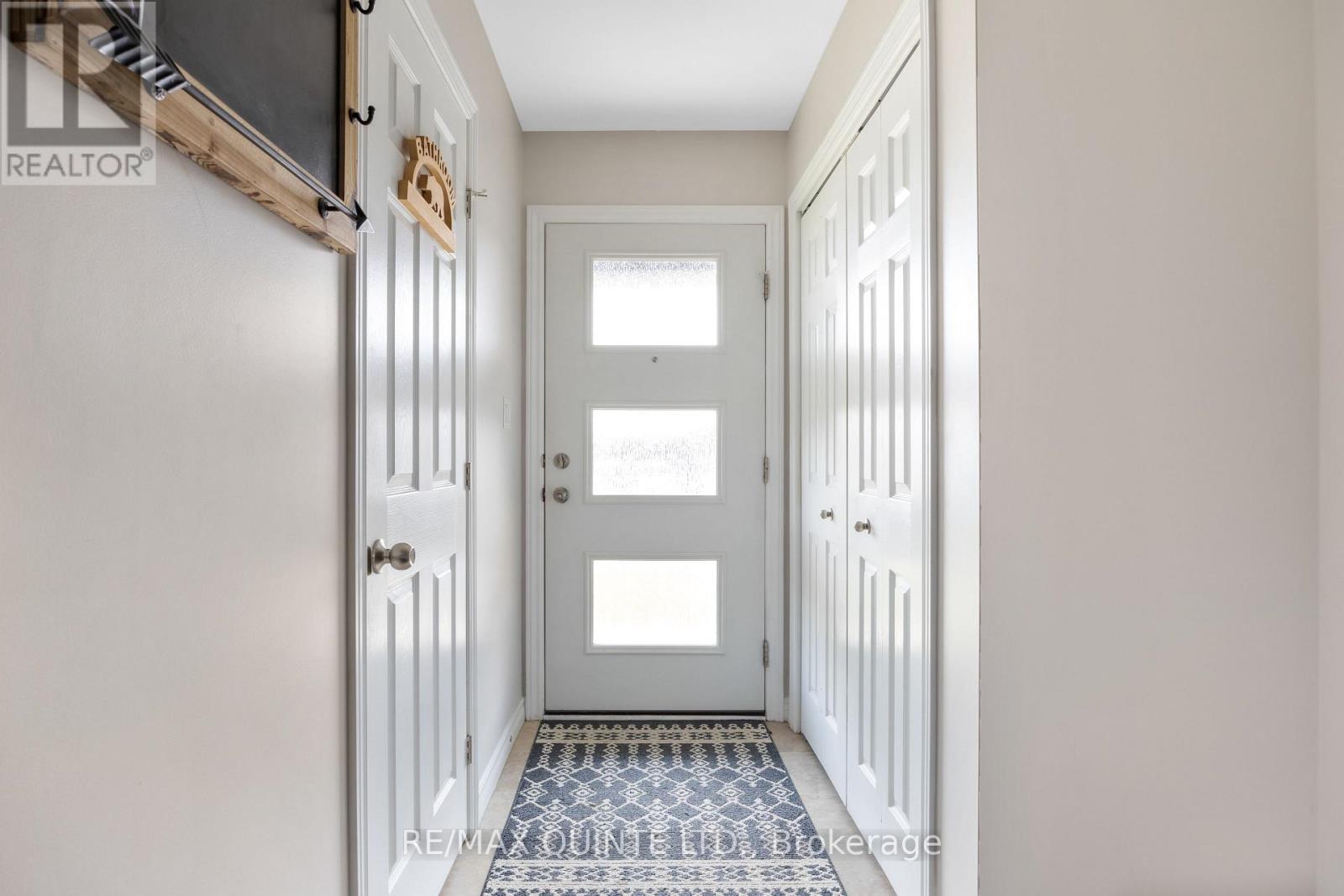 121 Kanvers Way, Greater Napanee, Ontario  K7R 3P9 - Photo 5 - X12374124