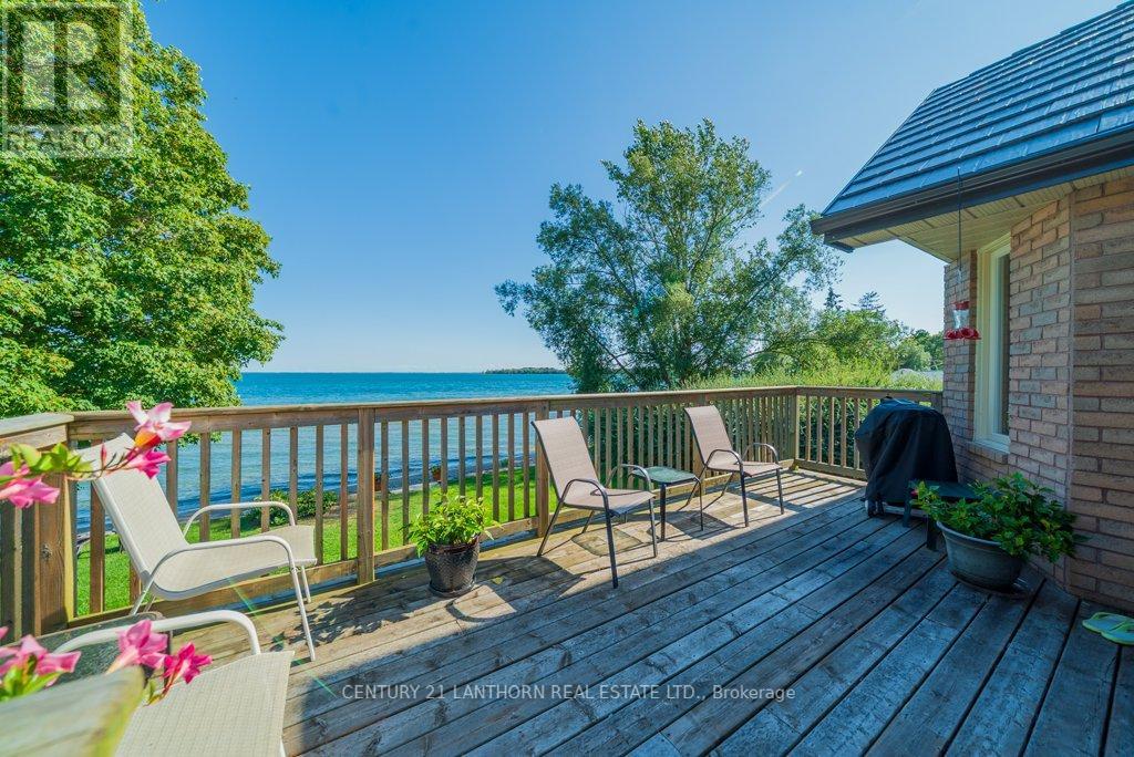 3126 County Rd 8 Road, Prince Edward County (North Marysburg Ward), Ontario  K0K 2T0 - Photo 36 - X12374137