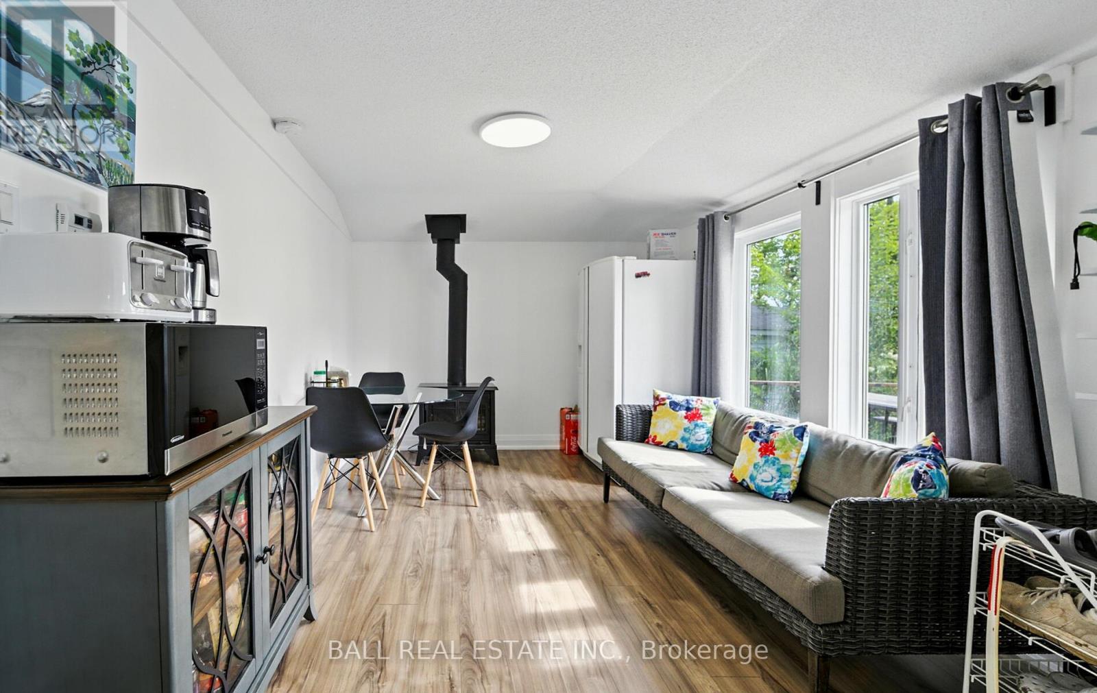 1853 Youngs Point Road, Selwyn, Ontario  K0L 2H0 - Photo 16 - X12374149