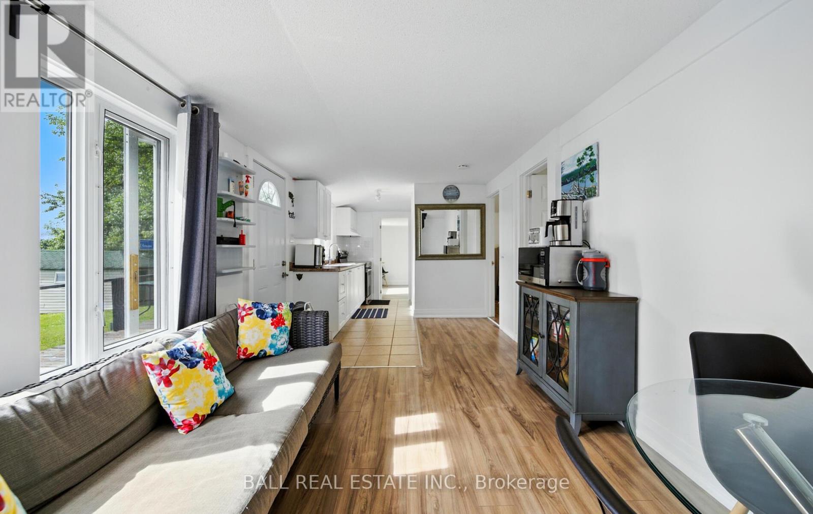 1853 Youngs Point Road, Selwyn, Ontario  K0L 2H0 - Photo 17 - X12374149