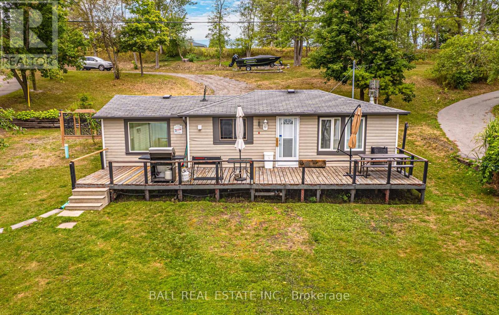 1853 Youngs Point Road, Selwyn, Ontario  K0L 2H0 - Photo 4 - X12374149