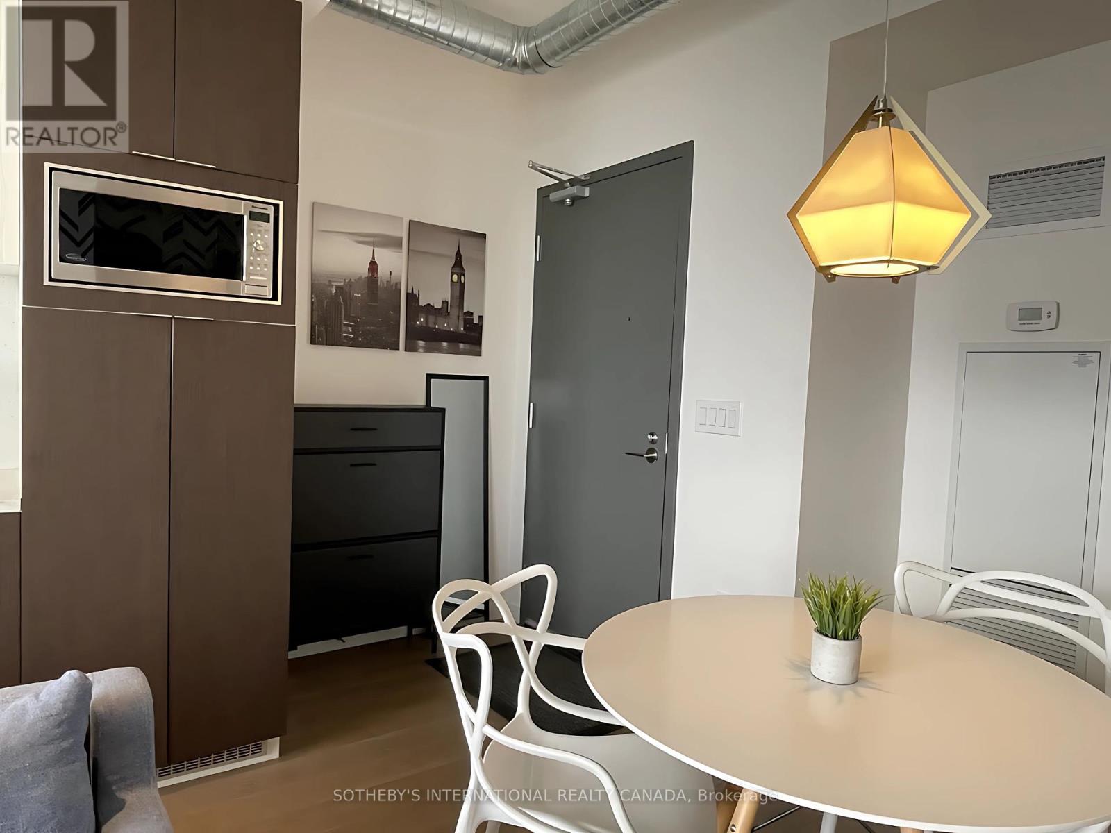 2201 - 170 Bayview Avenue, Toronto, Ontario  M5A 0M4 - Photo 14 - C12373987
