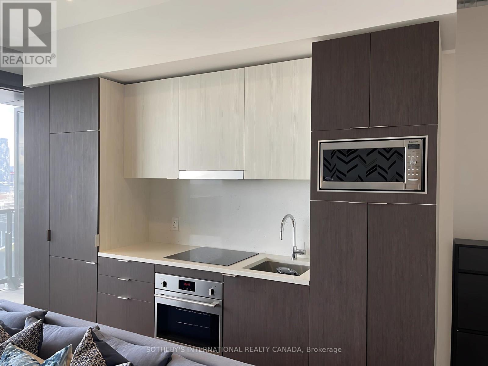 2201 - 170 Bayview Avenue, Toronto, Ontario  M5A 0M4 - Photo 15 - C12373987
