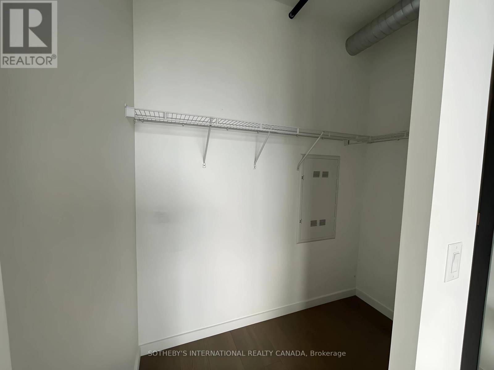 2201 - 170 Bayview Avenue, Toronto, Ontario  M5A 0M4 - Photo 17 - C12373987