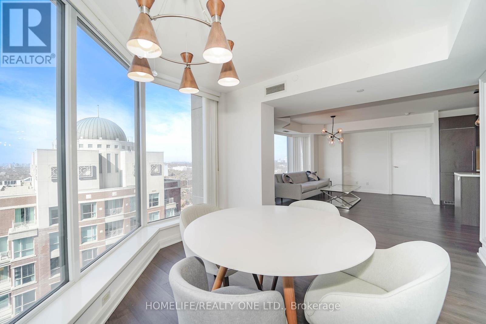 2915 - 155 Yorkville Avenue, Toronto, Ontario  M5R 0B4 - Photo 32 - C12374005