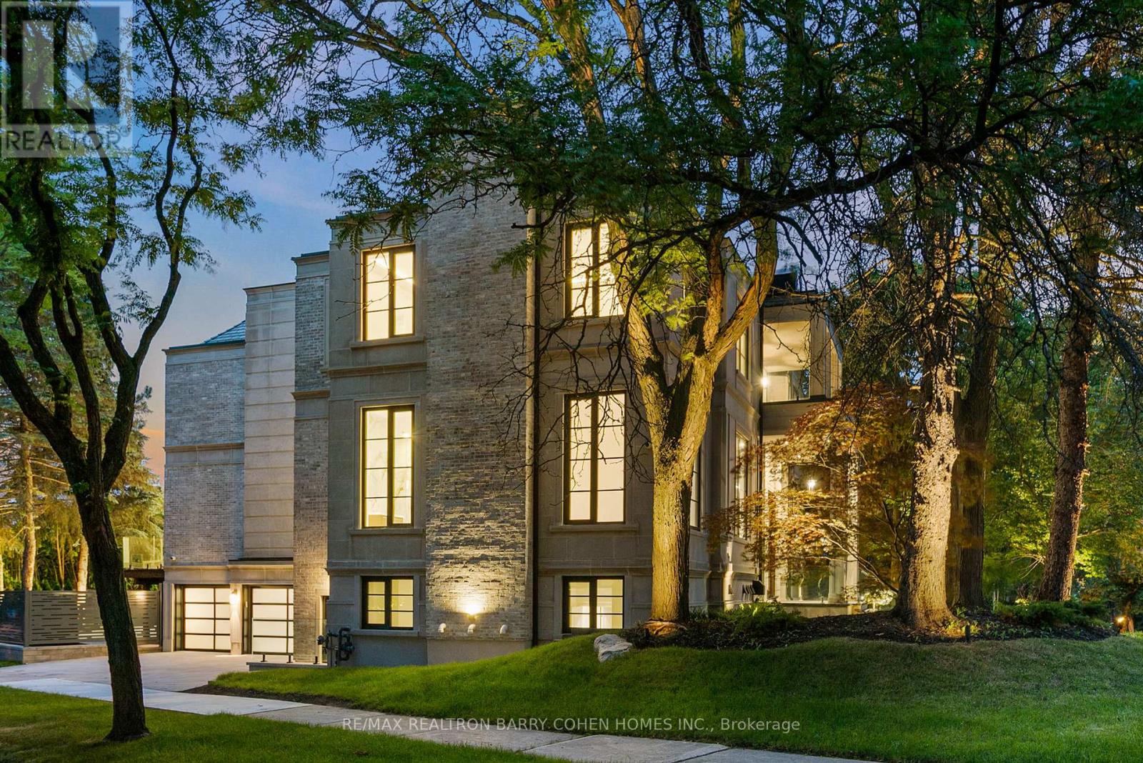 27 Penwood Crescent, Toronto (Banbury-Don Mills), Ontario  M3B 3B1 - Photo 26 - C12374023