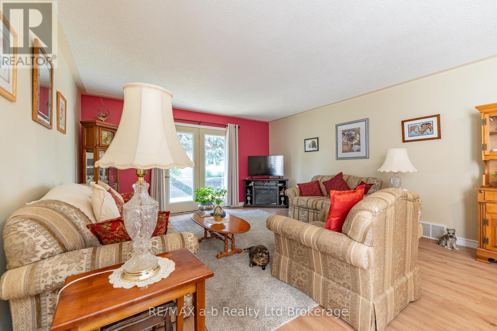 19 Brasher Drive, Tillsonburg, Ontario  N4G 5T2 - Photo 7 - X12374153