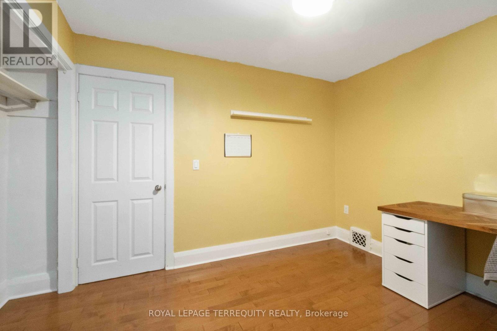 70 Rogers Road, Toronto, Ontario  M6E 1P1 - Photo 24 - C12336465