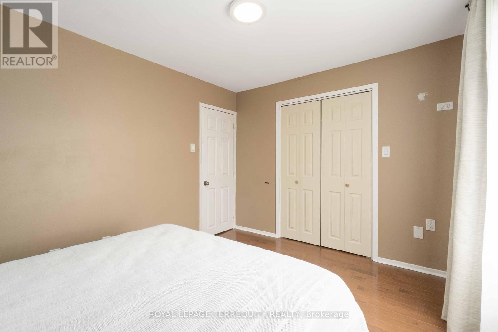 70 Rogers Road, Toronto, Ontario  M6E 1P1 - Photo 20 - C12336465