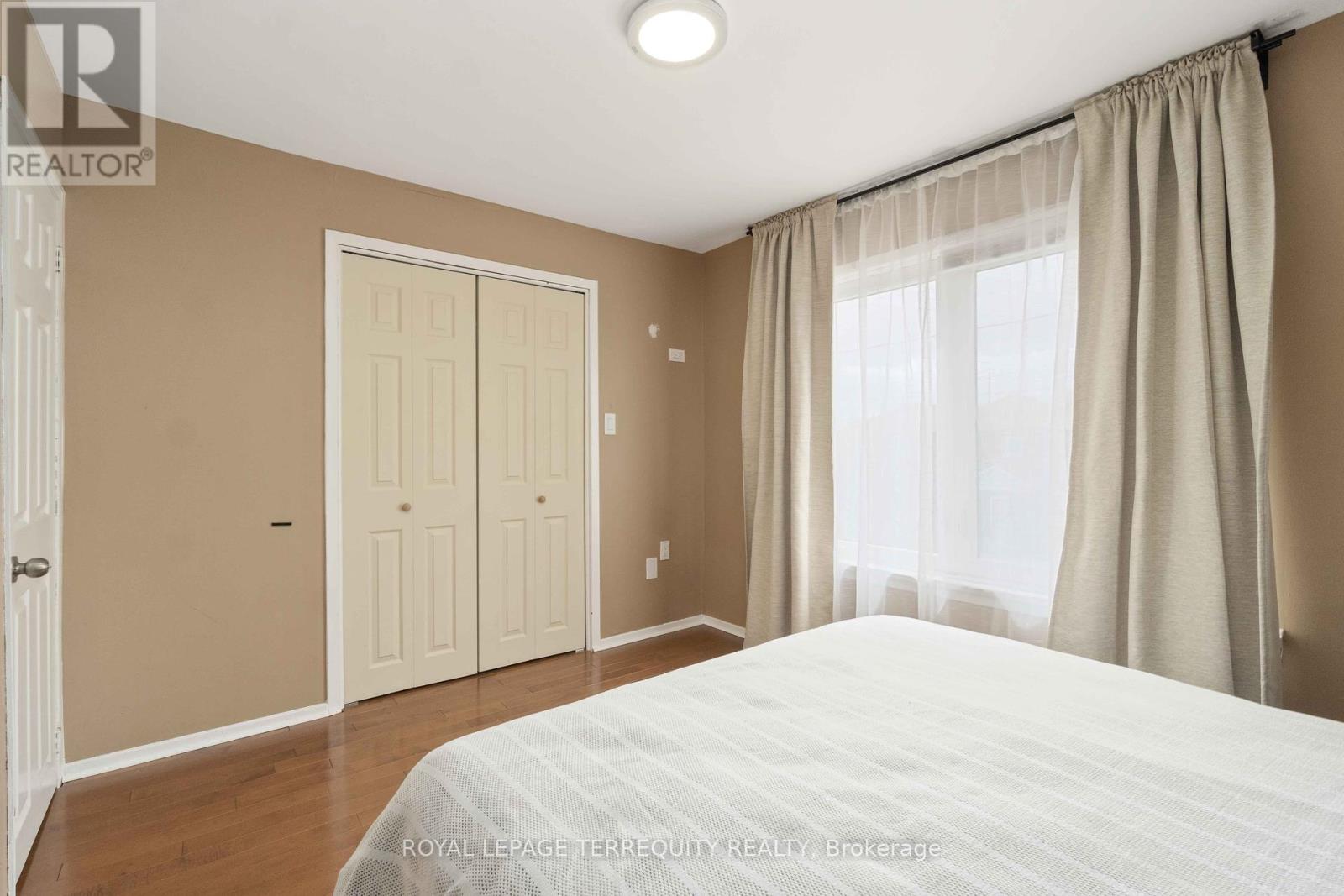 70 Rogers Road, Toronto, Ontario  M6E 1P1 - Photo 19 - C12336465