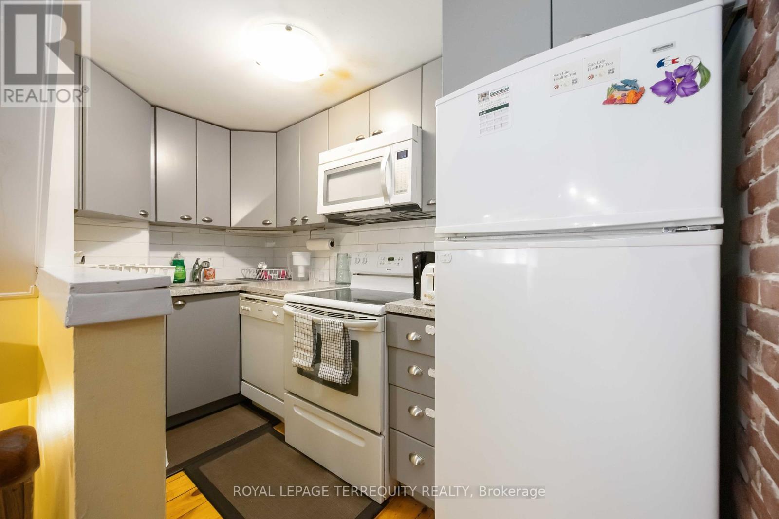 27 - 325 Jarvis Street, Toronto, Ontario  M5B 2C2 - Photo 12 - C12339061