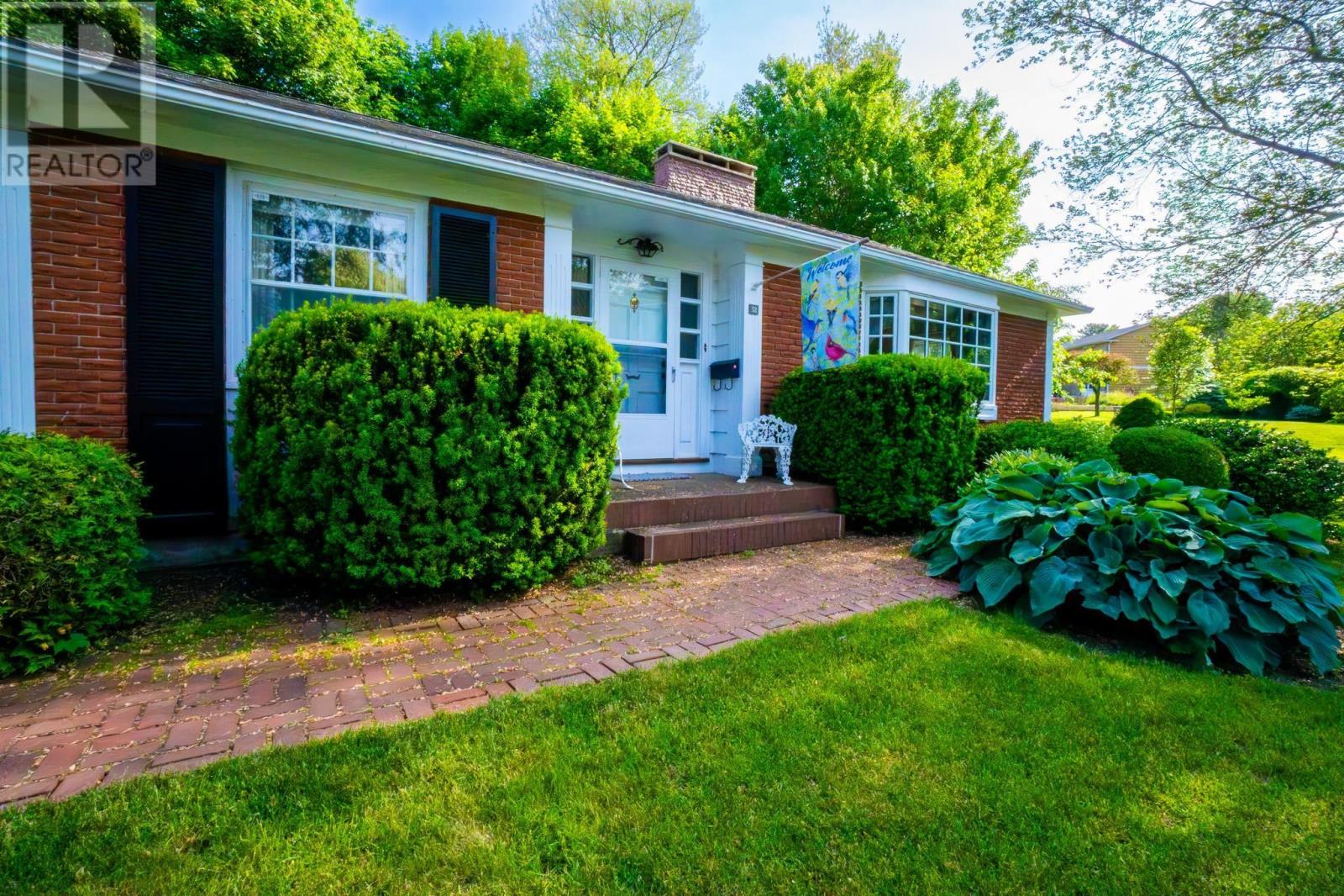 32 Fielding Avenue, Kentville, Nova Scotia  B4N 2T6 - Photo 3 - 202515259