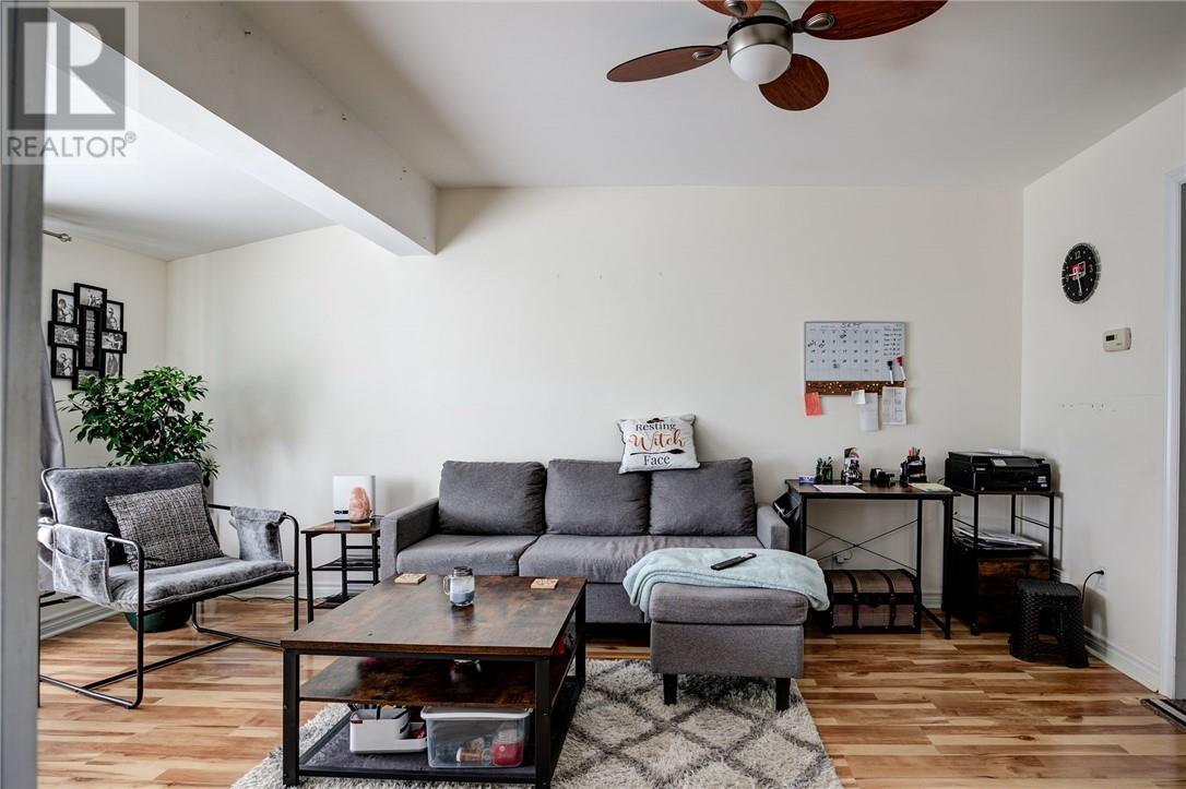 Property at 149 Somerset Street image 4