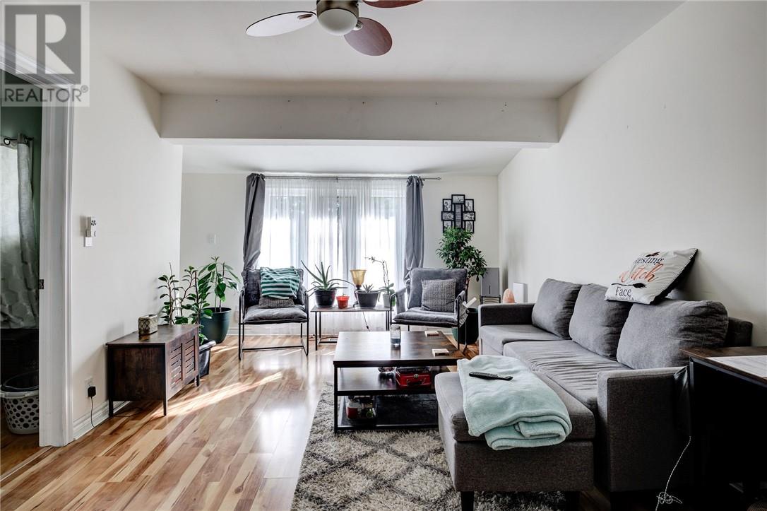 Property at 149 Somerset Street image 5