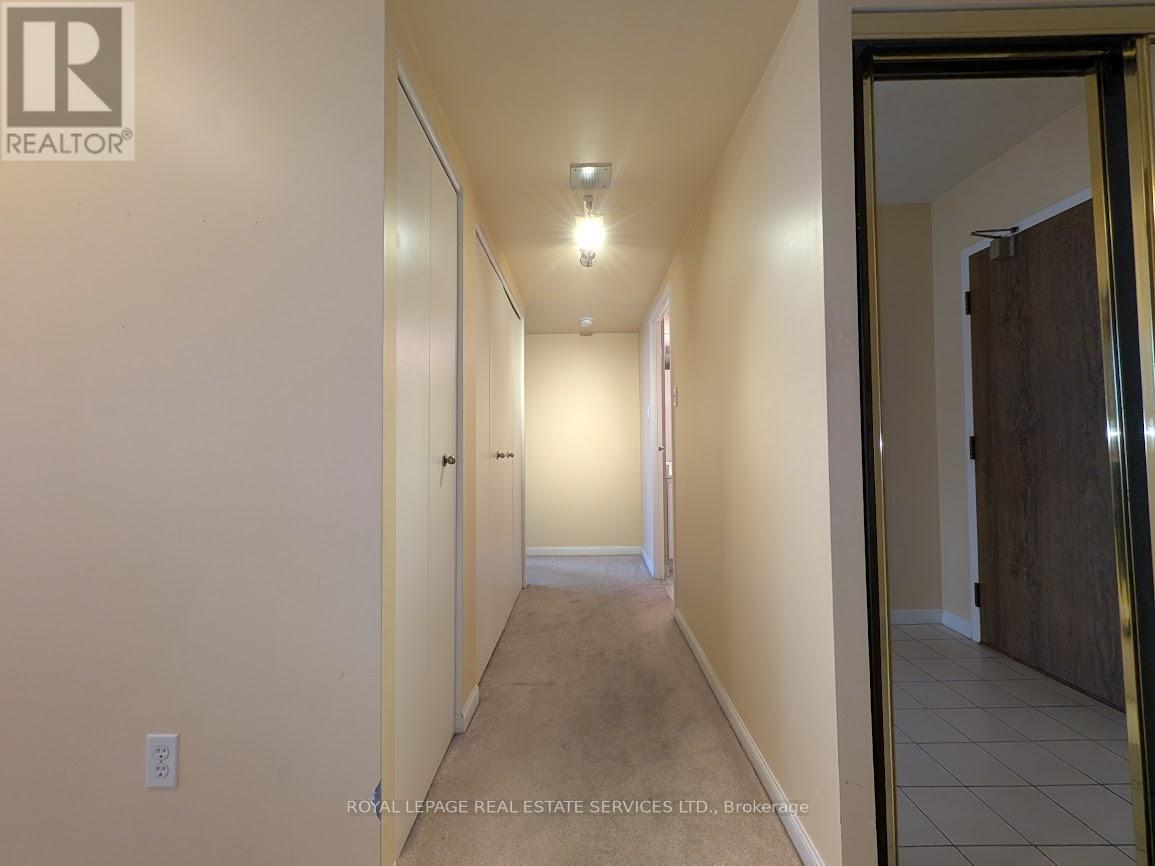 510 - 550 Webb Drive, Mississauga, Ontario  L5B 3Y4 - Photo 12 - W12373631