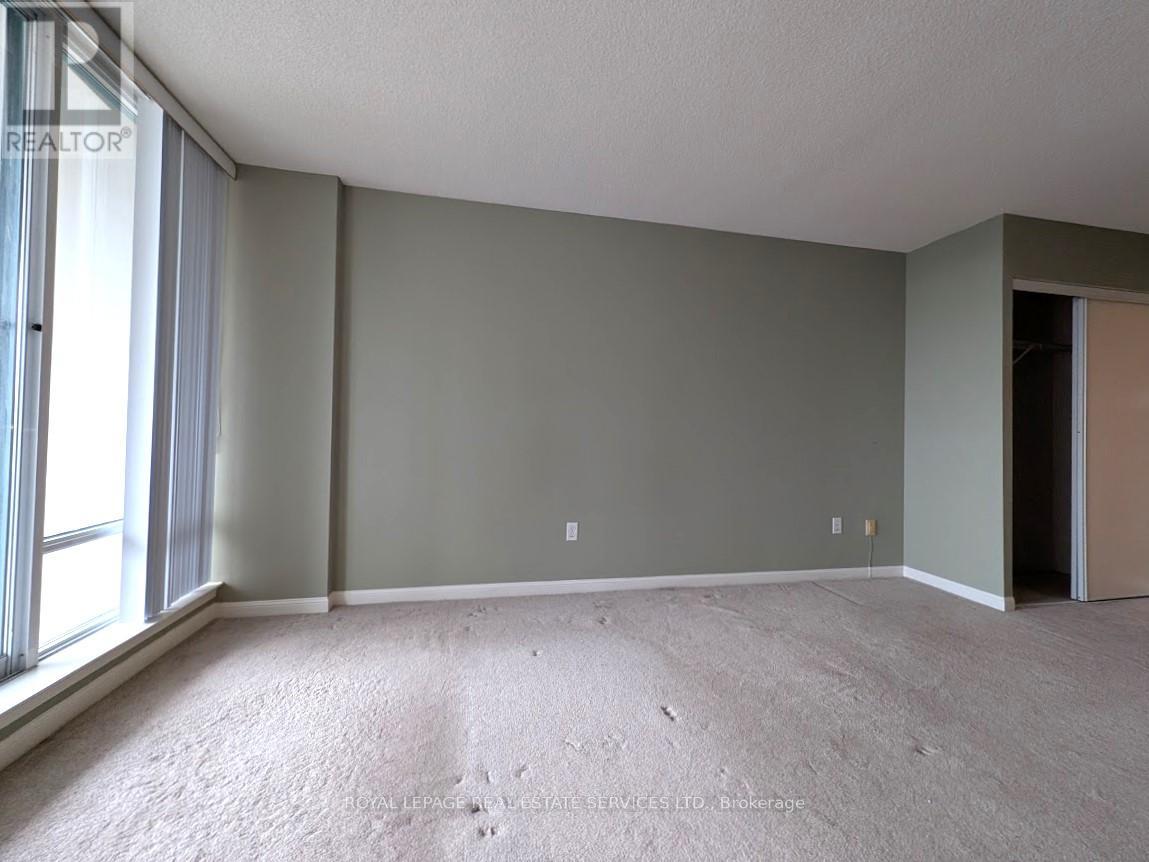 510 - 550 Webb Drive, Mississauga, Ontario  L5B 3Y4 - Photo 15 - W12373631