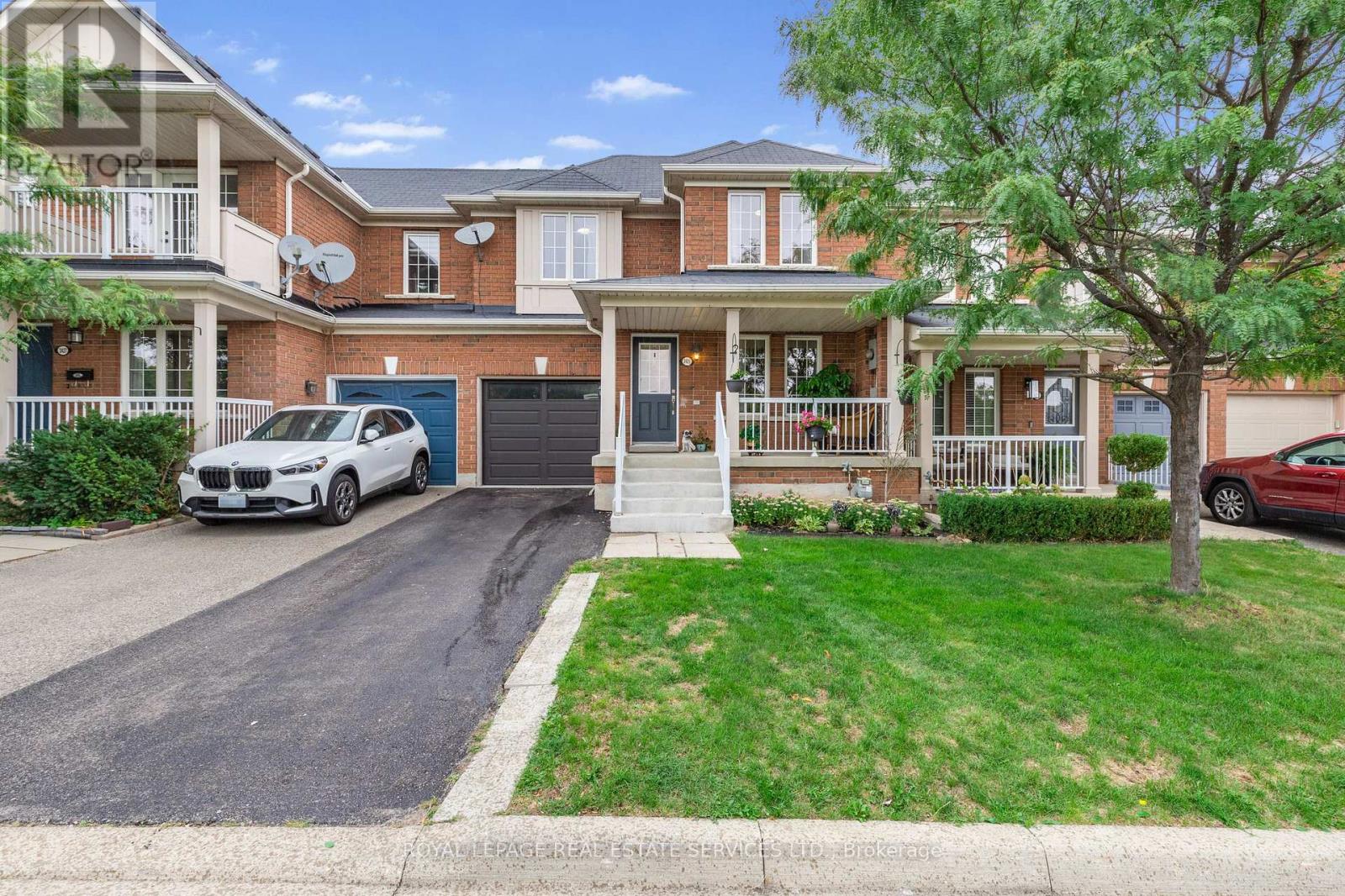 2425 Postmaster Drive, Oakville, Ontario  L6M 0J2 - Photo 2 - W12373968