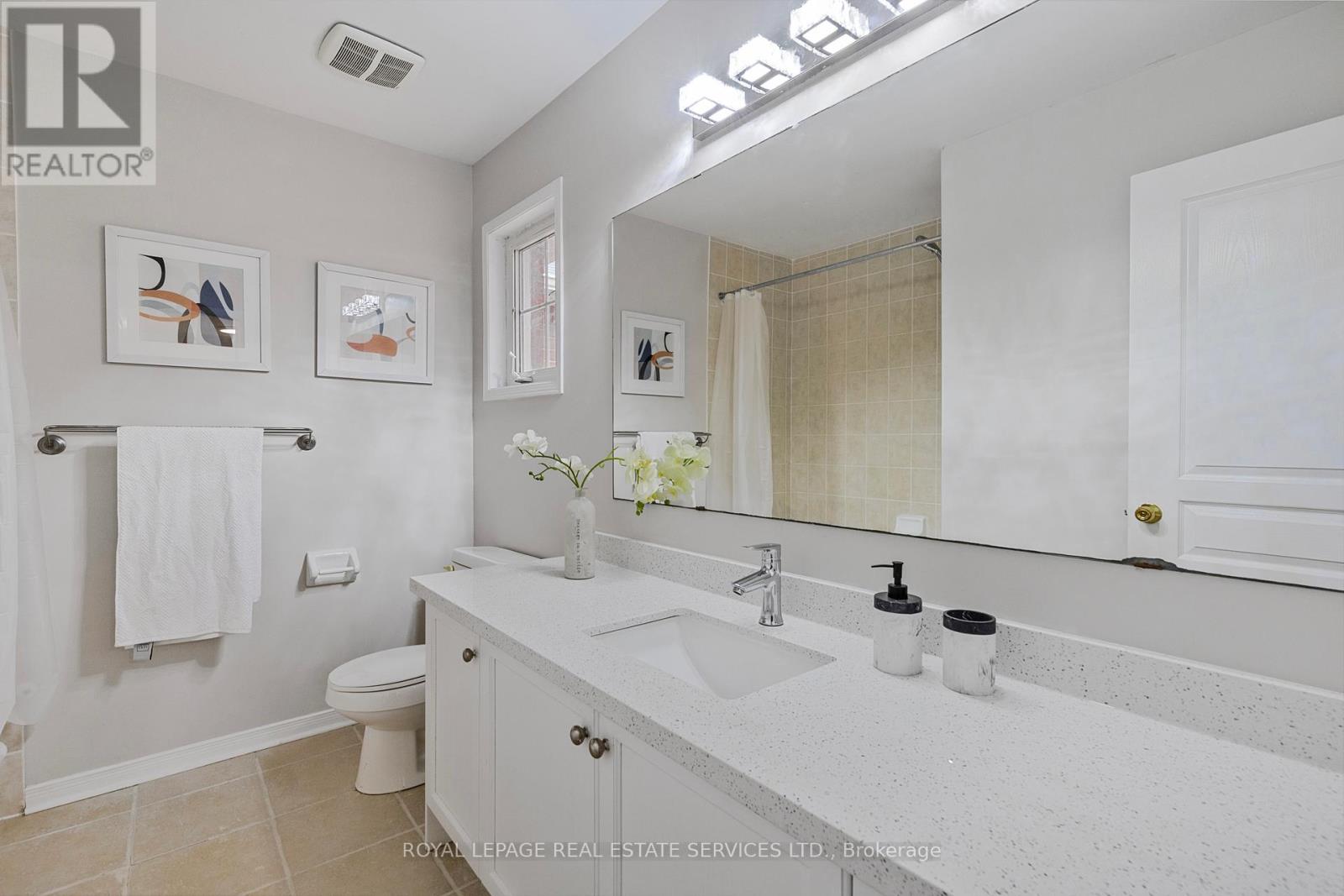 2425 Postmaster Drive, Oakville, Ontario  L6M 0J2 - Photo 32 - W12373968