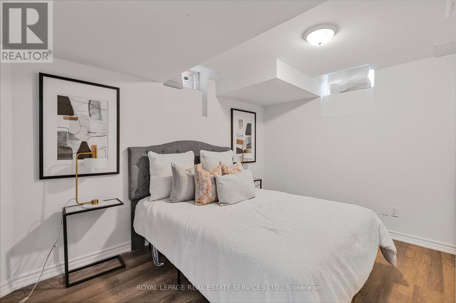2425 Postmaster Drive, Oakville, Ontario  L6M 0J2 - Photo 36 - W12373968