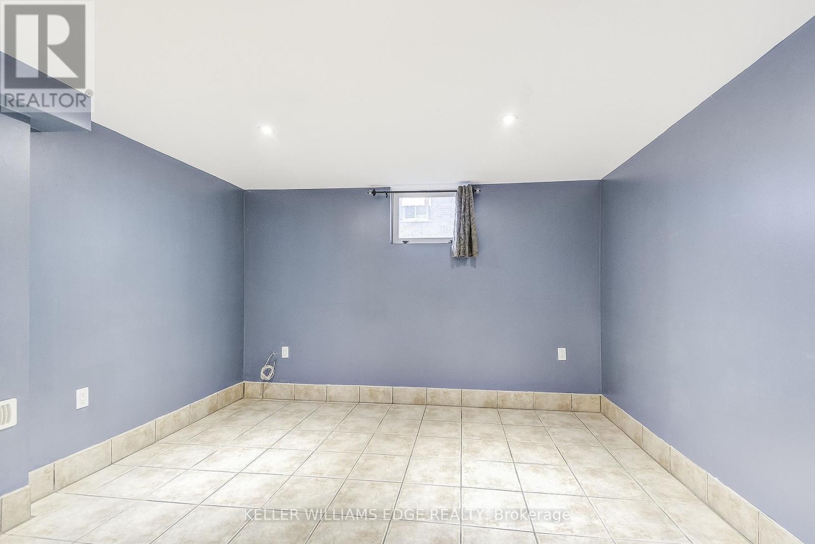 1470 Fisher Avenue, Burlington (Mountainside), Ontario  L7P 2L8 - Photo 19 - W12374007