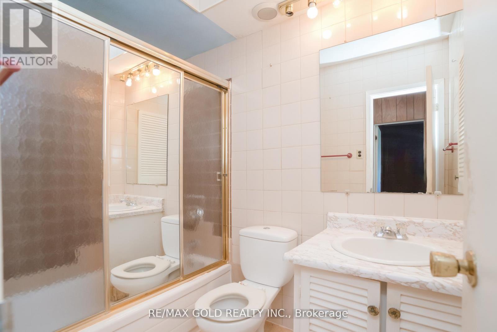1 Dartnell Place, Brampton, Ontario  L6T 1P3 - Photo 23 - W12374033