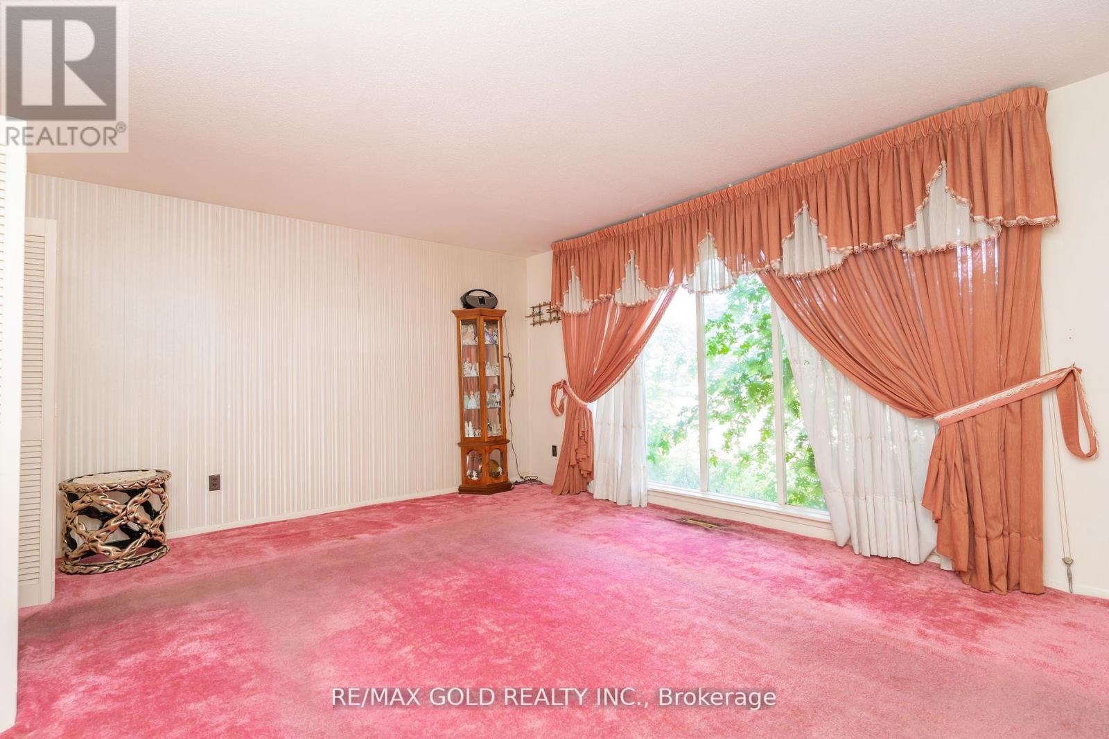 1 Dartnell Place, Brampton, Ontario  L6T 1P3 - Photo 7 - W12374033