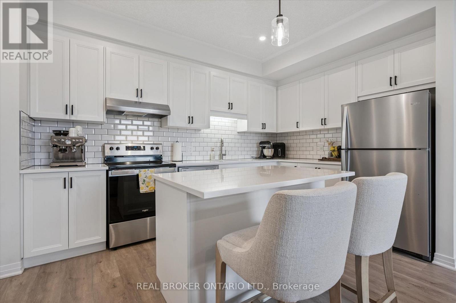 35 - 142 Foamflower Place, Waterloo, Ontario  N2V 0J1 - Photo 12 - X12373471