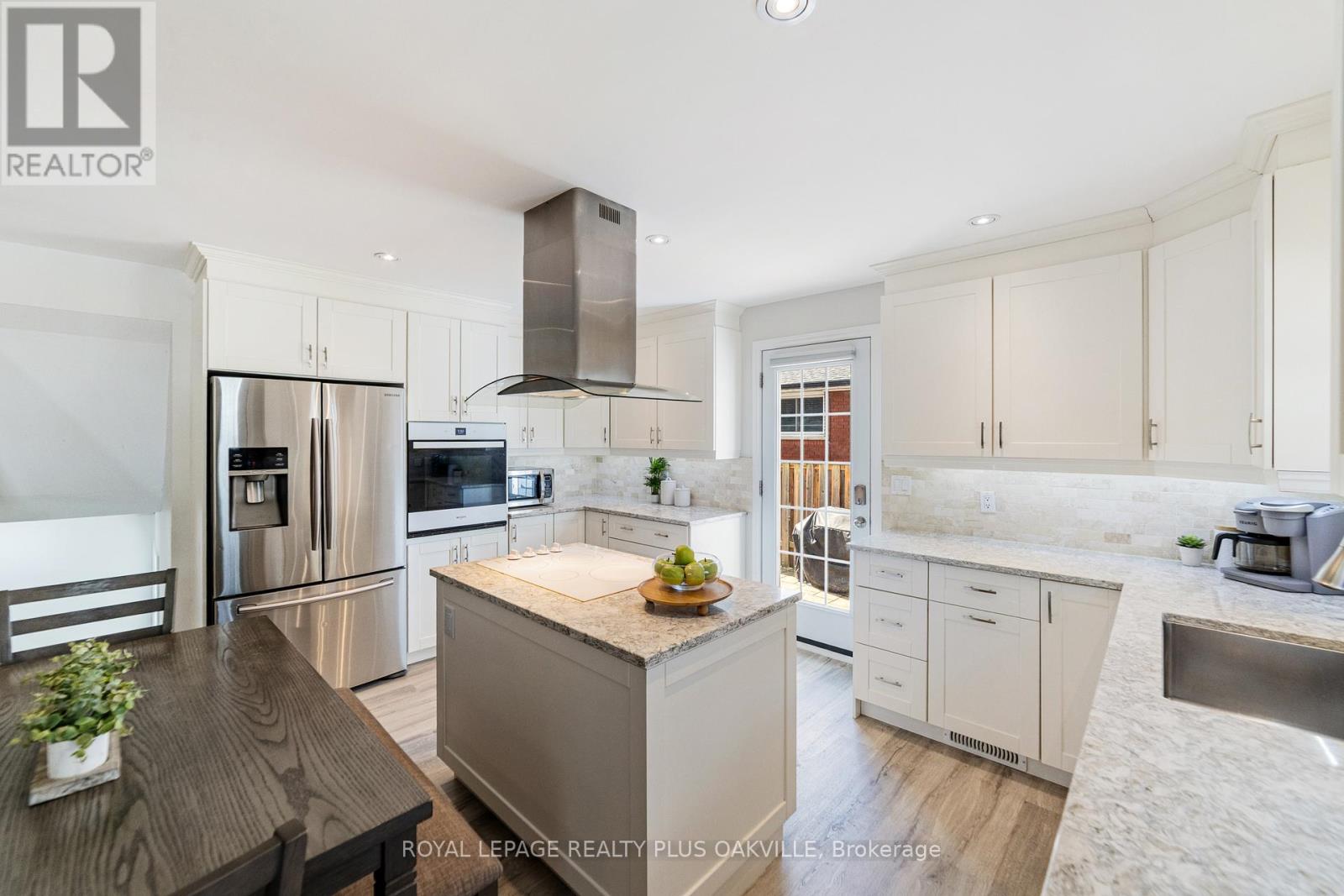 149 West 32nd Street, Hamilton, Ontario  L9C 5H1 - Photo 8 - X12373960