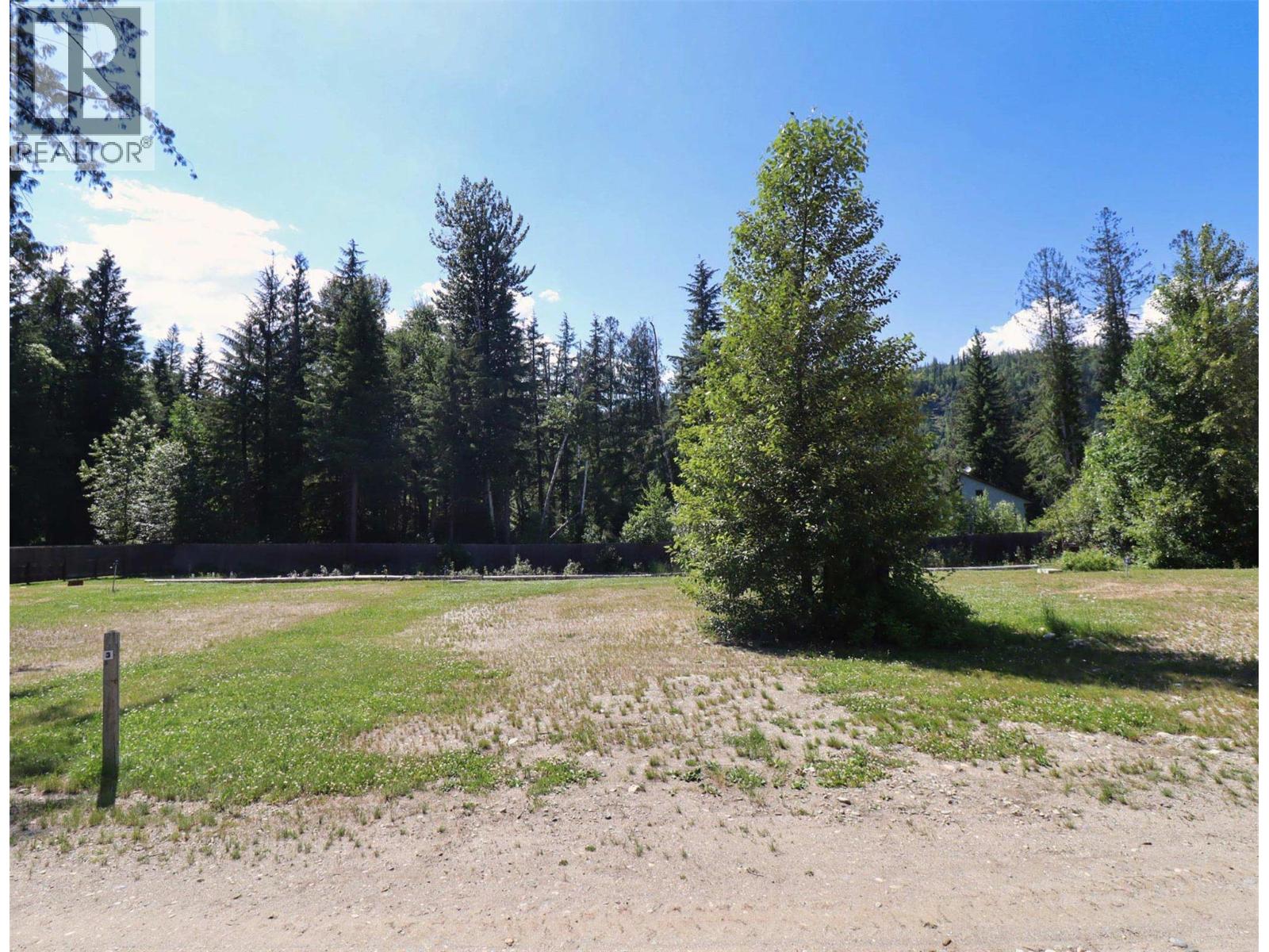 1701 Ireland Road Unit# 3, Seymour Arm, British Columbia  V0E 1M9 - Photo 2 - 10339389
