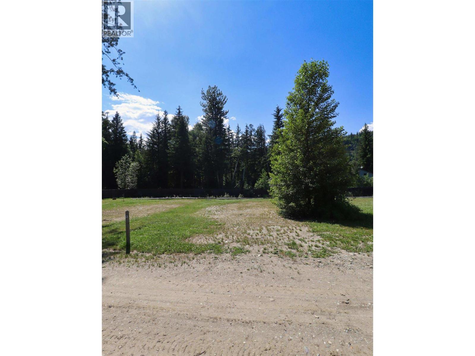 1701 Ireland Road Unit# 3, Seymour Arm, British Columbia  V0E 1M9 - Photo 3 - 10339389