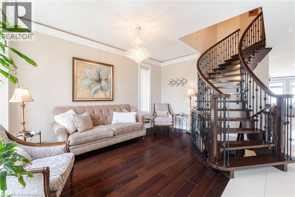 64 Seabreeze Crescent, Stoney Creek, Ontario  L8E 5C9 - Photo 6 - 40739354