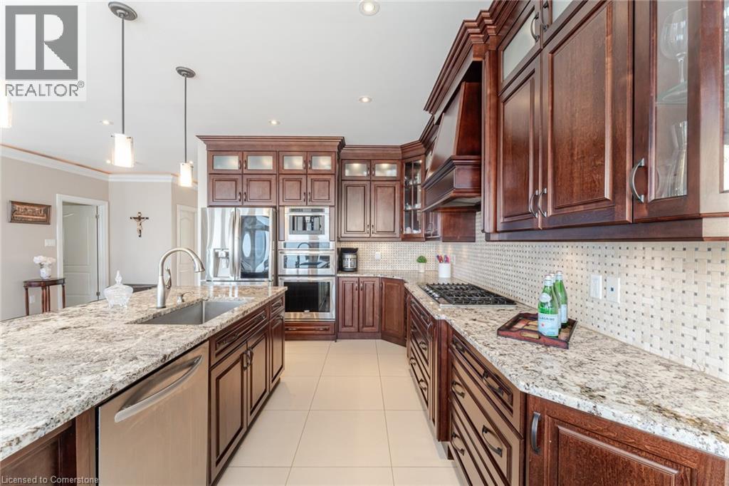 64 Seabreeze Crescent, Stoney Creek, Ontario  L8E 5C9 - Photo 12 - 40739354