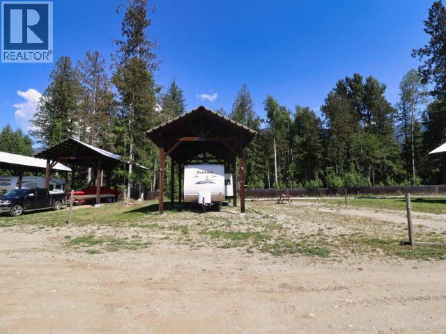 1701 Ireland Road Unit# 10, North Shuswap, British Columbia  V0E 1M9 - Photo 3 - 10339644