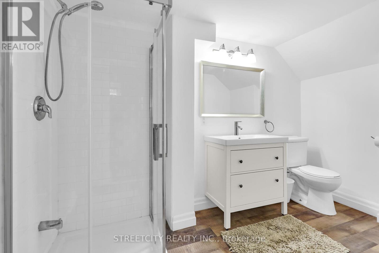 15 Camden Road, London North, Ontario  N5X 2J8 - Photo 20 - X12374277