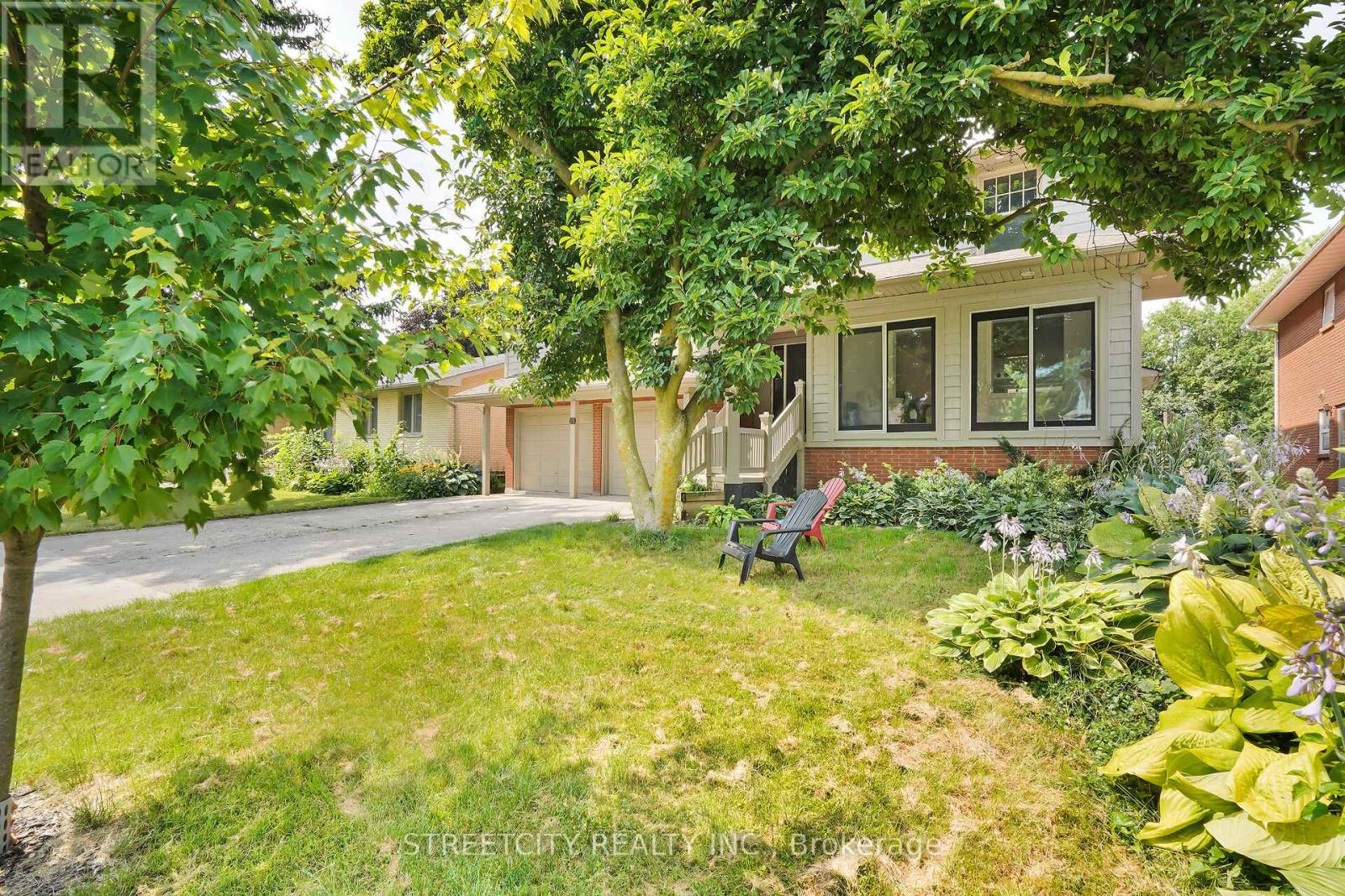 15 Camden Road, London North, Ontario  N5X 2J8 - Photo 27 - X12374277