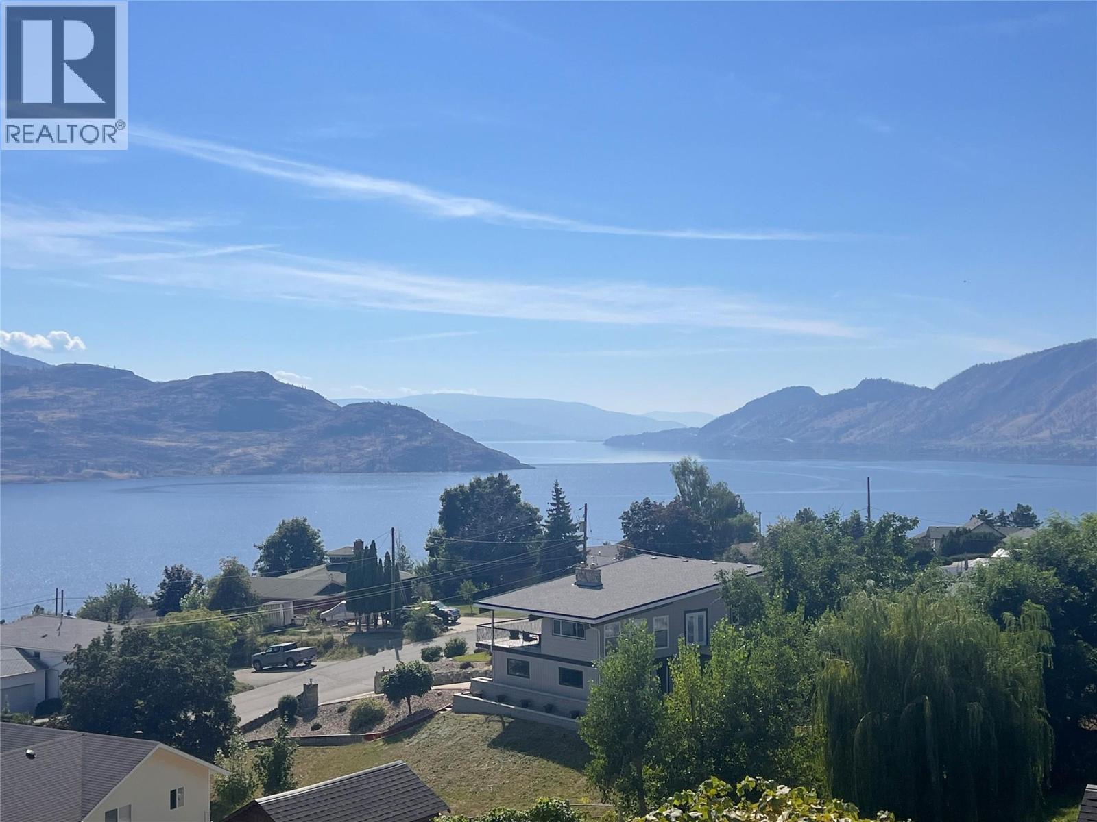 6045 Ellison Avenue, peachland, British Columbia