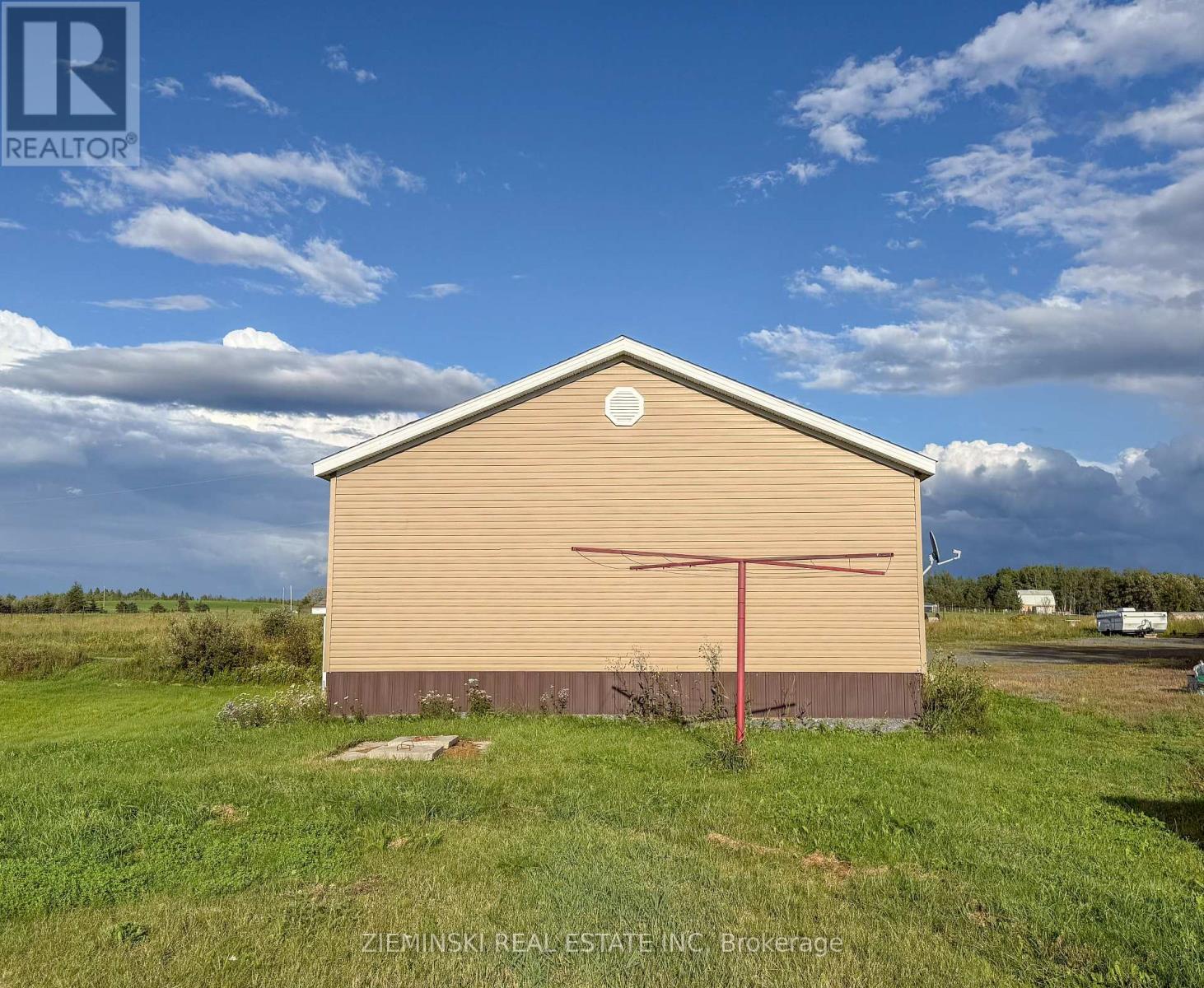 1089 Sapphire Road, Black River-Matheson (Matheson), Ontario  P0K 1N0 - Photo 4 - T12374308