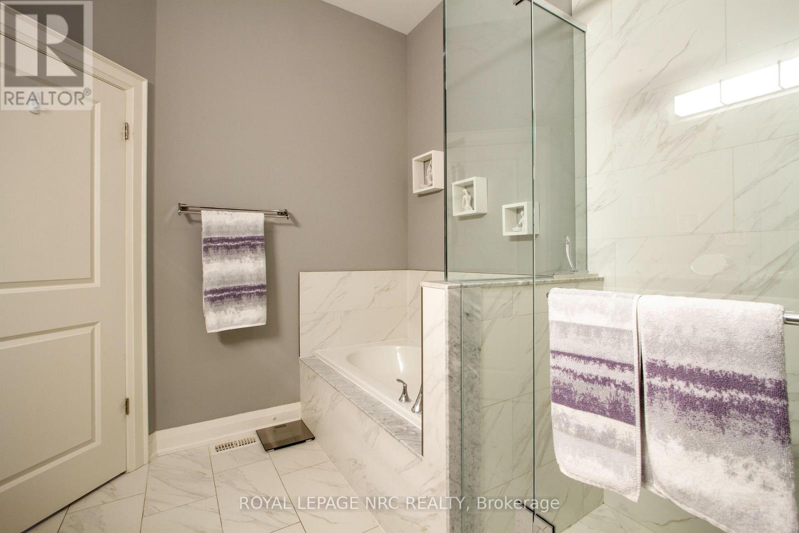 62 - 3232 Montrose Road, Niagara Falls (Mt. Carmel), Ontario  L2H 0E8 - Photo 17 - X12374263