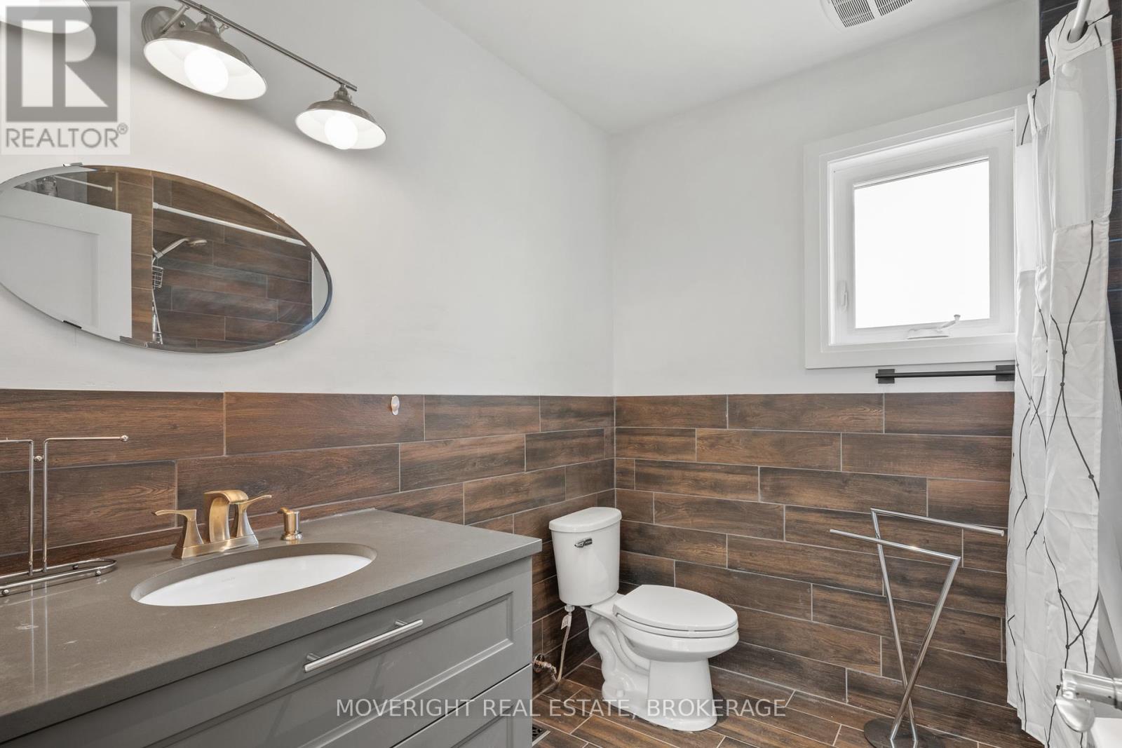 318 Beachview Avenue, Fort Erie, Ontario  L2A 4L7 - Photo 30 - X12374321