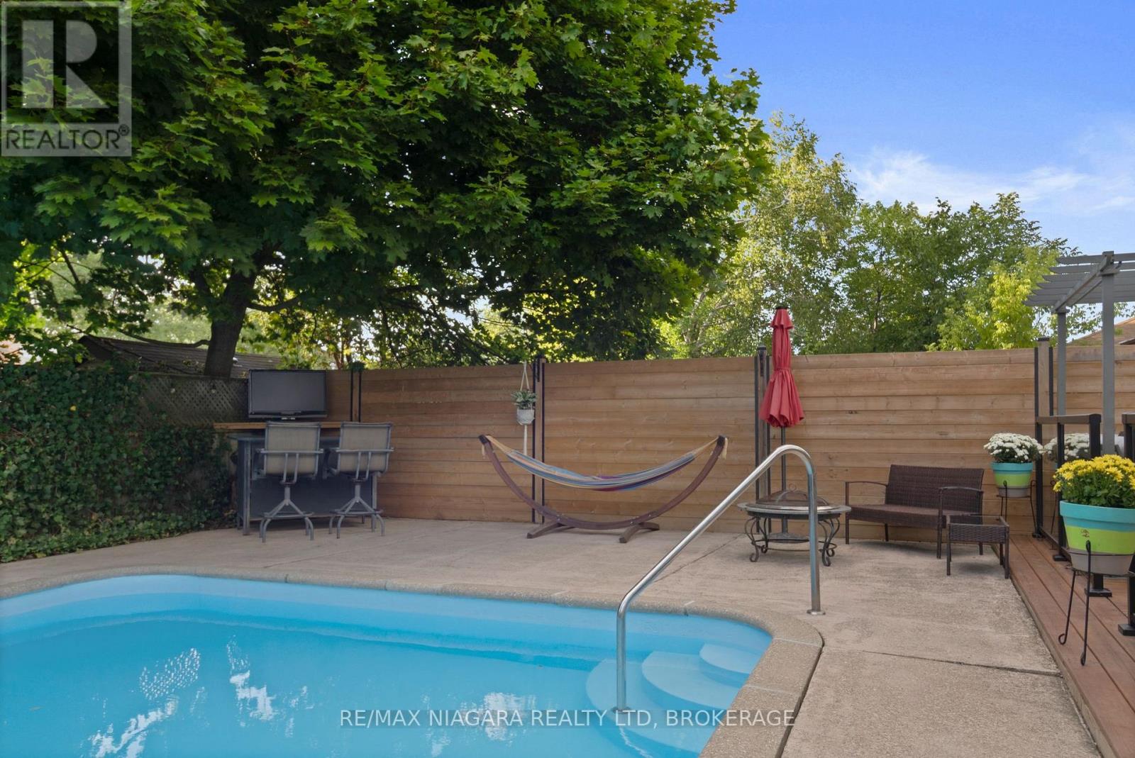 3 Clearview Heights, St. Catharines, Ontario  L2T 2W2 - Photo 36 - X12374334